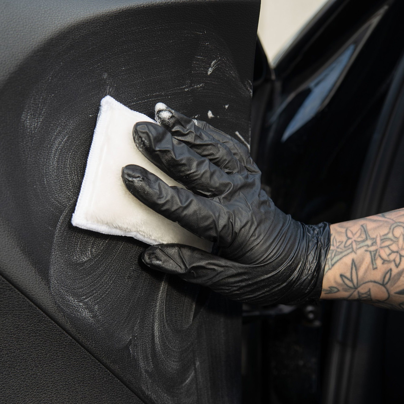 Detail Passion Scrub Pad Mikrobürsten Pad Kunststoff + Leder