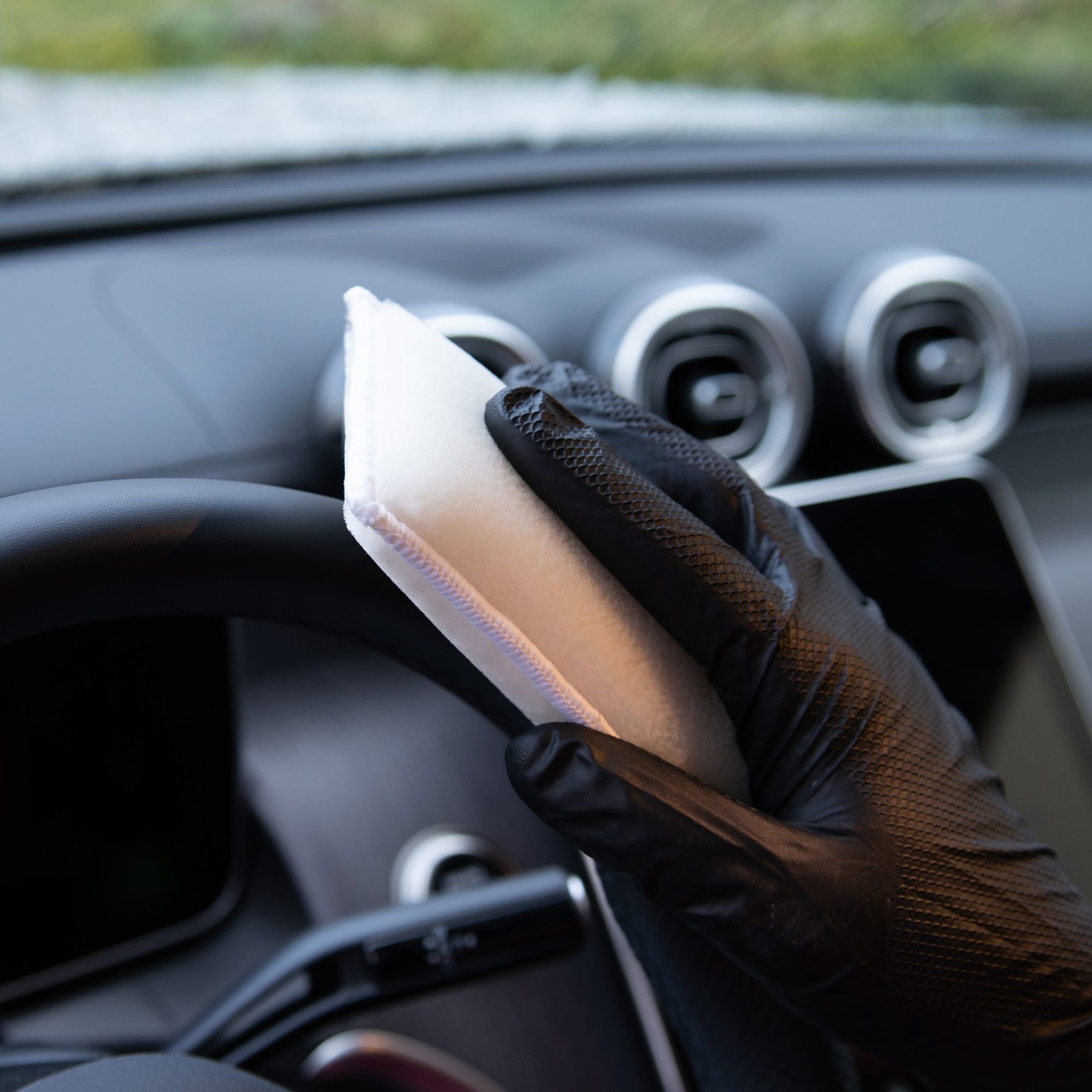 Alcantara Premium Reinigungs-Set Racetex Dinamica mit Scrub Pad + Tuch