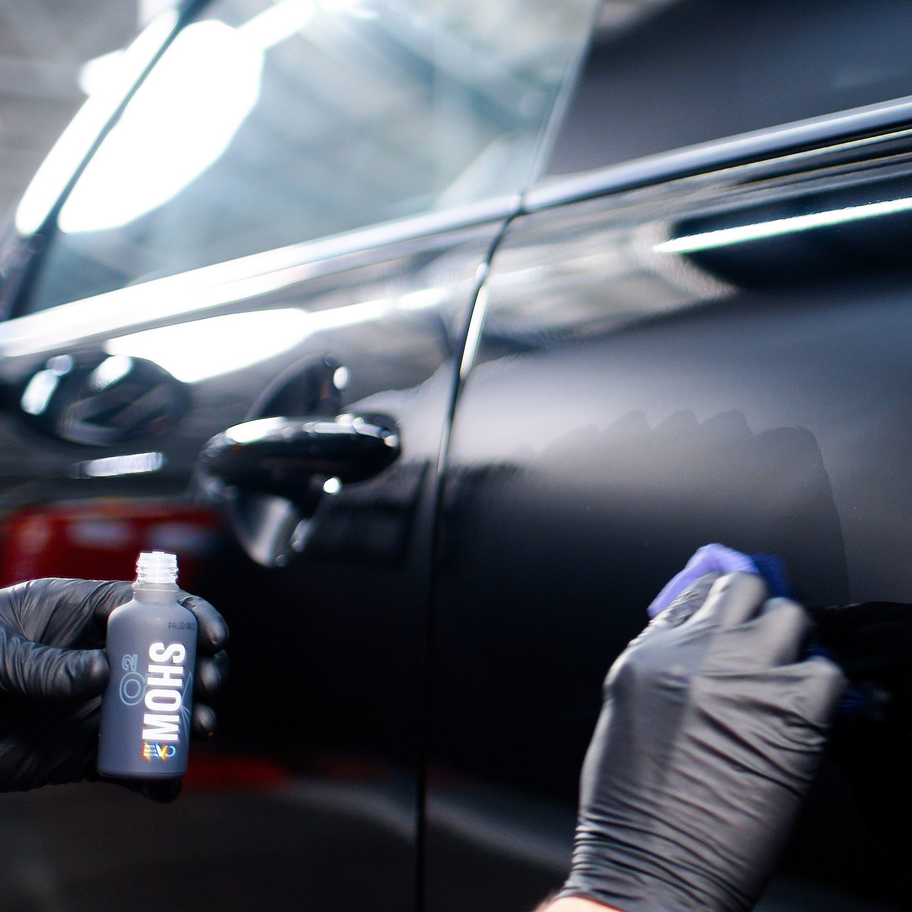 GYEON Q2 Mohs EVO Auto Keramikbeschichtung Set Light Box 30ml