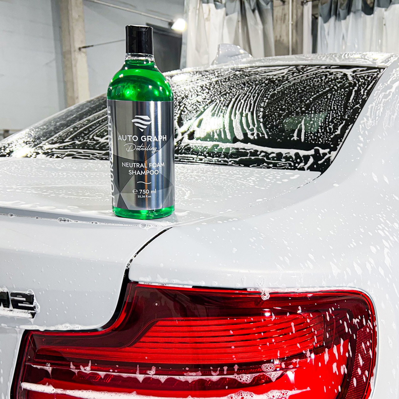AUTO GRAPH TOURMALINE pH-neutraal Autoshampoo Foam Lichtgroen 400ml