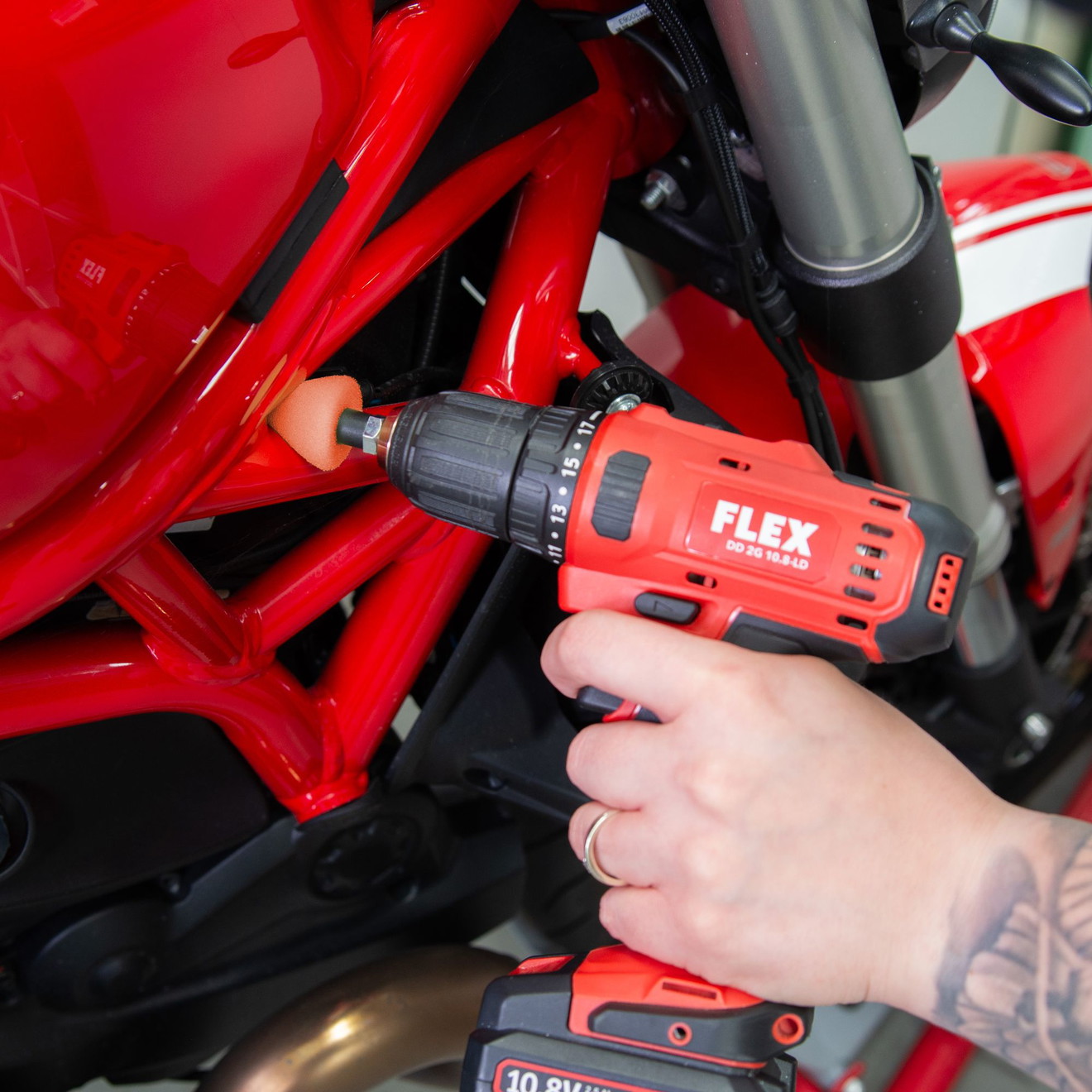 Kit Mini Lucidante ShineMate per Trapano a Batteria